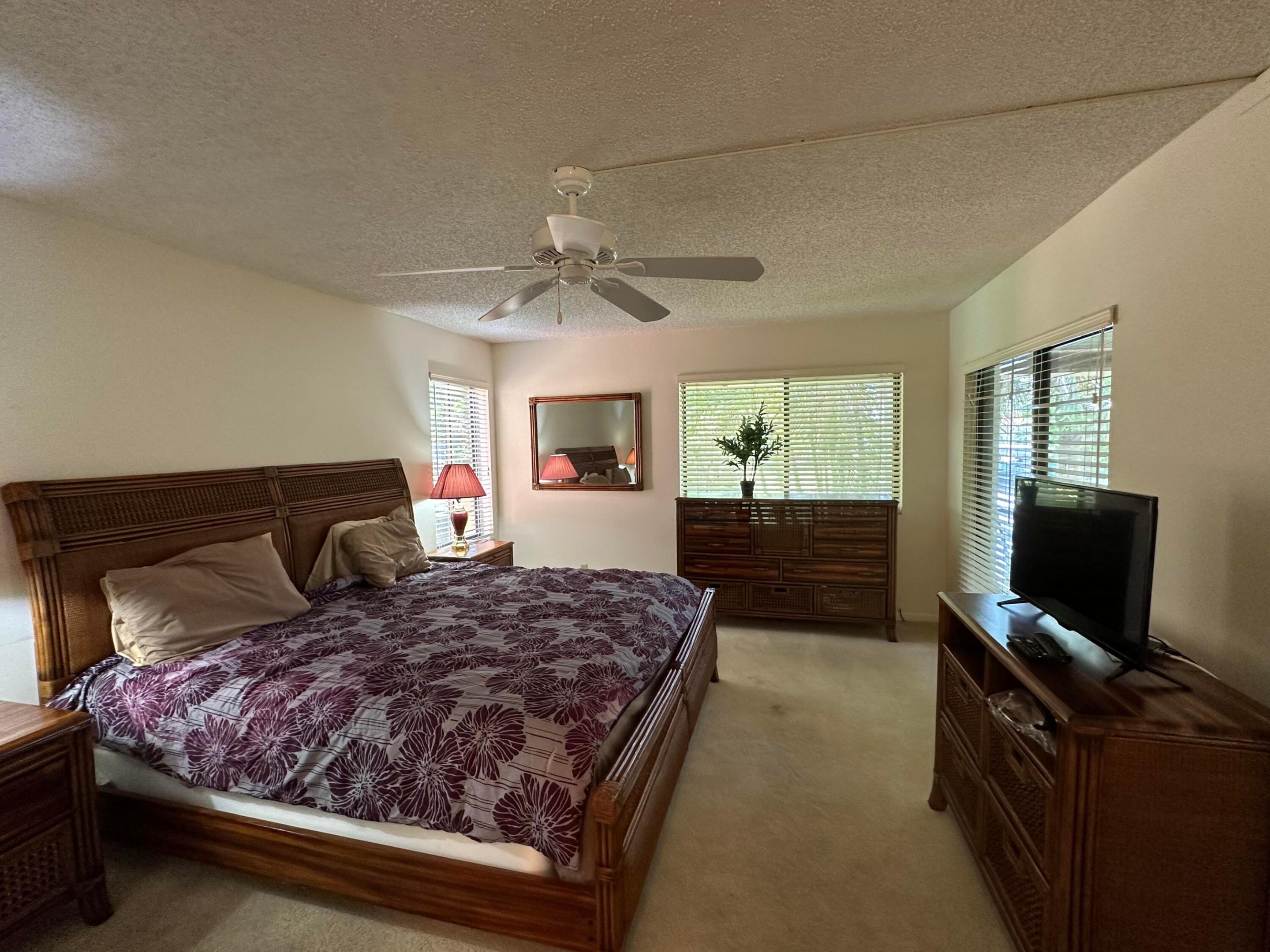 11142 Green Lake Drive 204