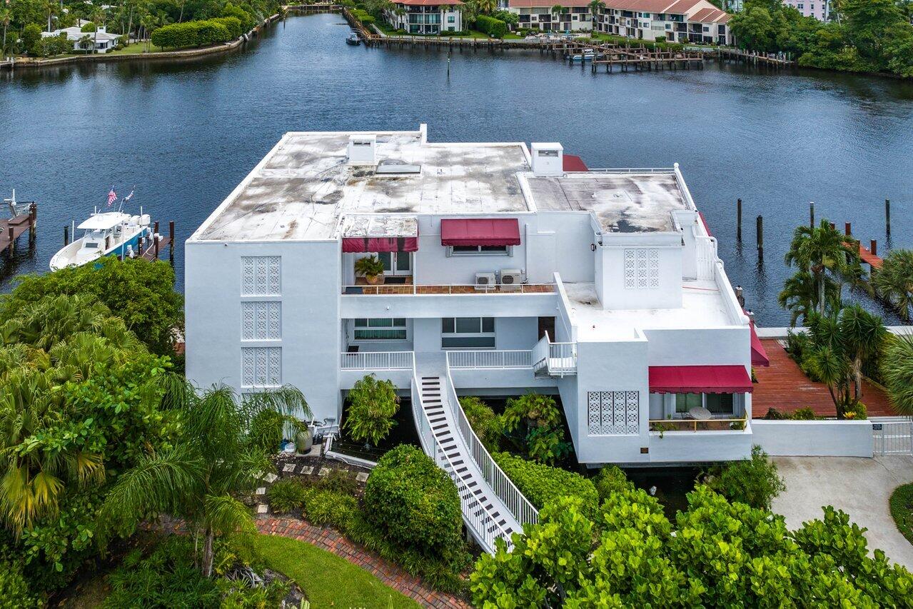 815 Palm Trail 1