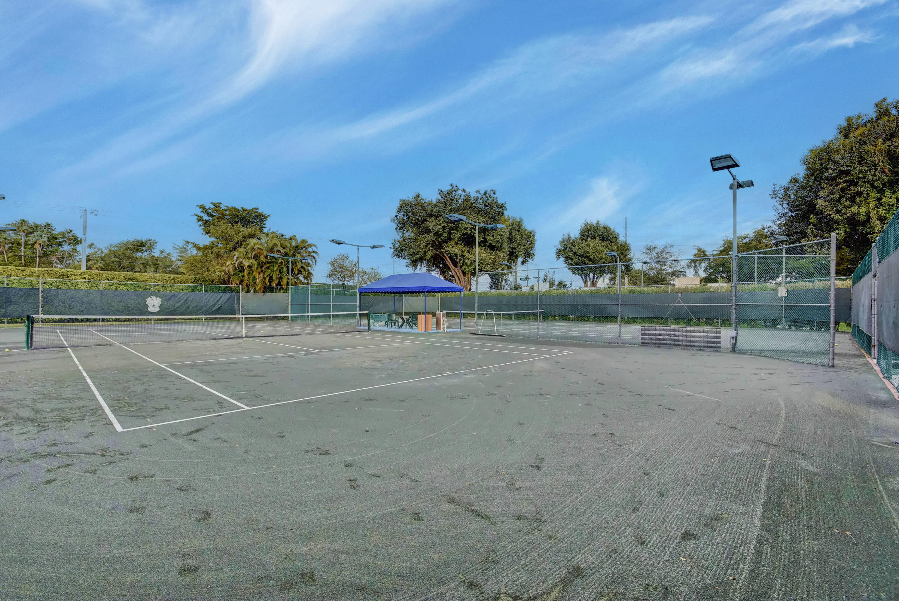 4409 Woodfield Boulevard