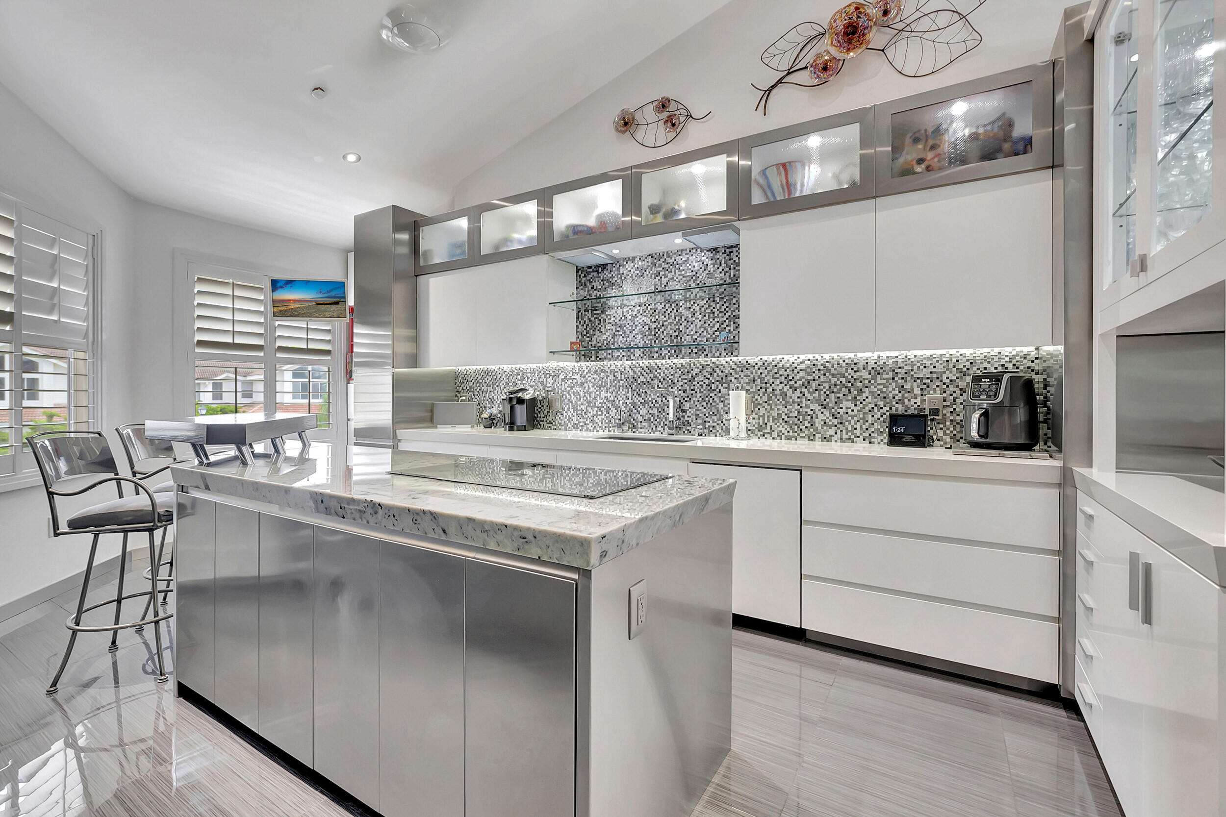 2461 NW 59th Street 703