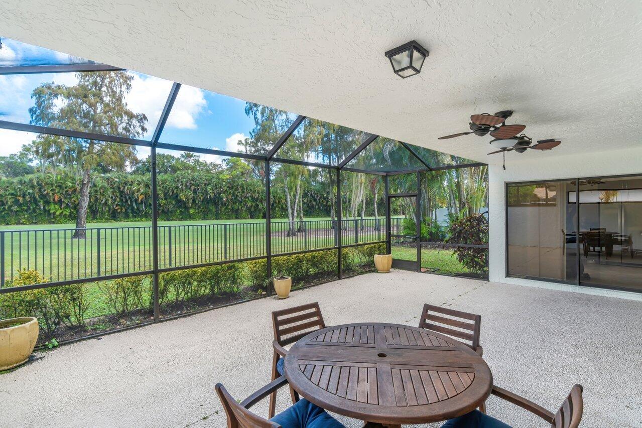 11123 Highland Circle