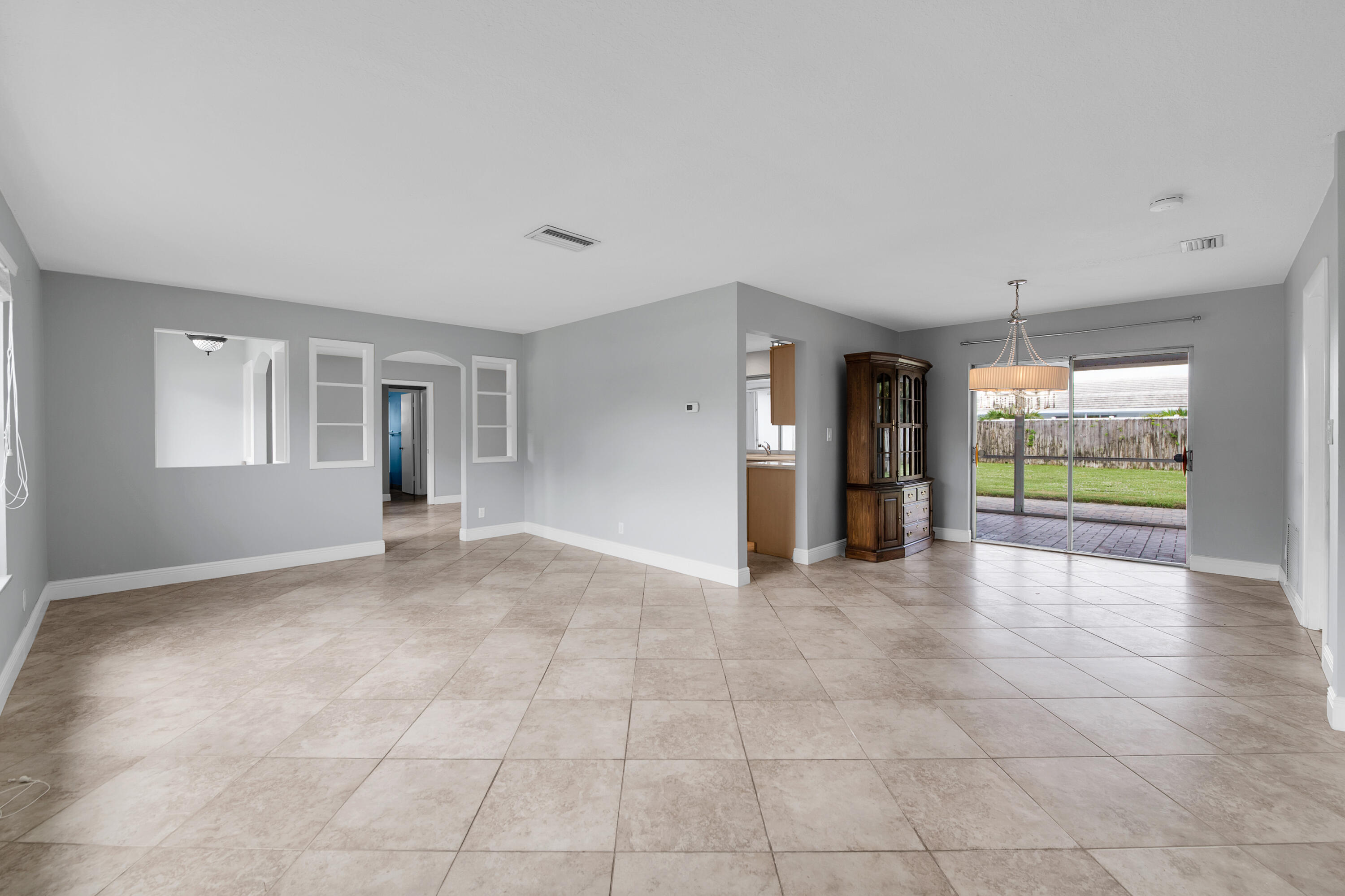 1521 SW 14th Street