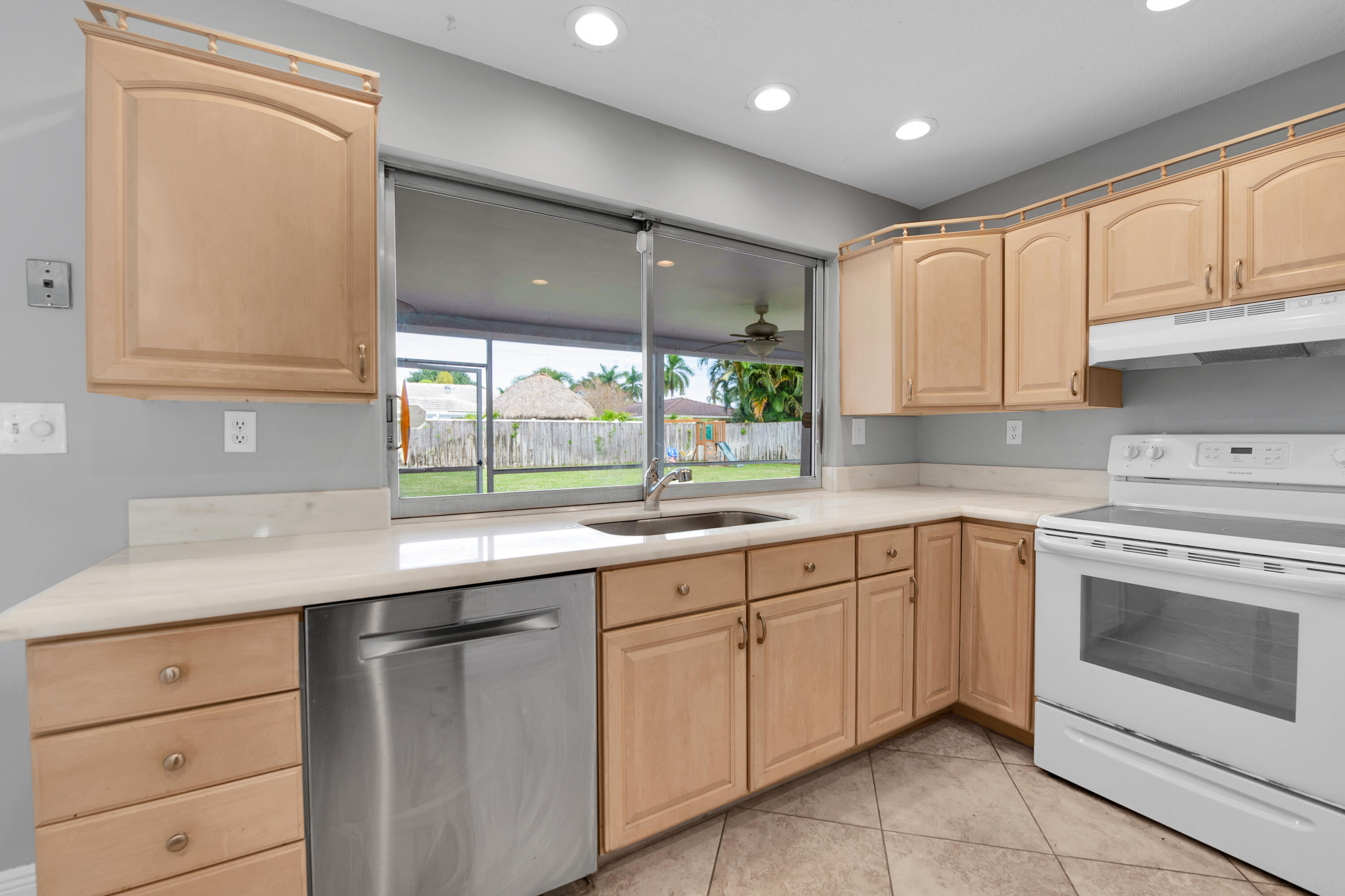 1521 SW 14th Street