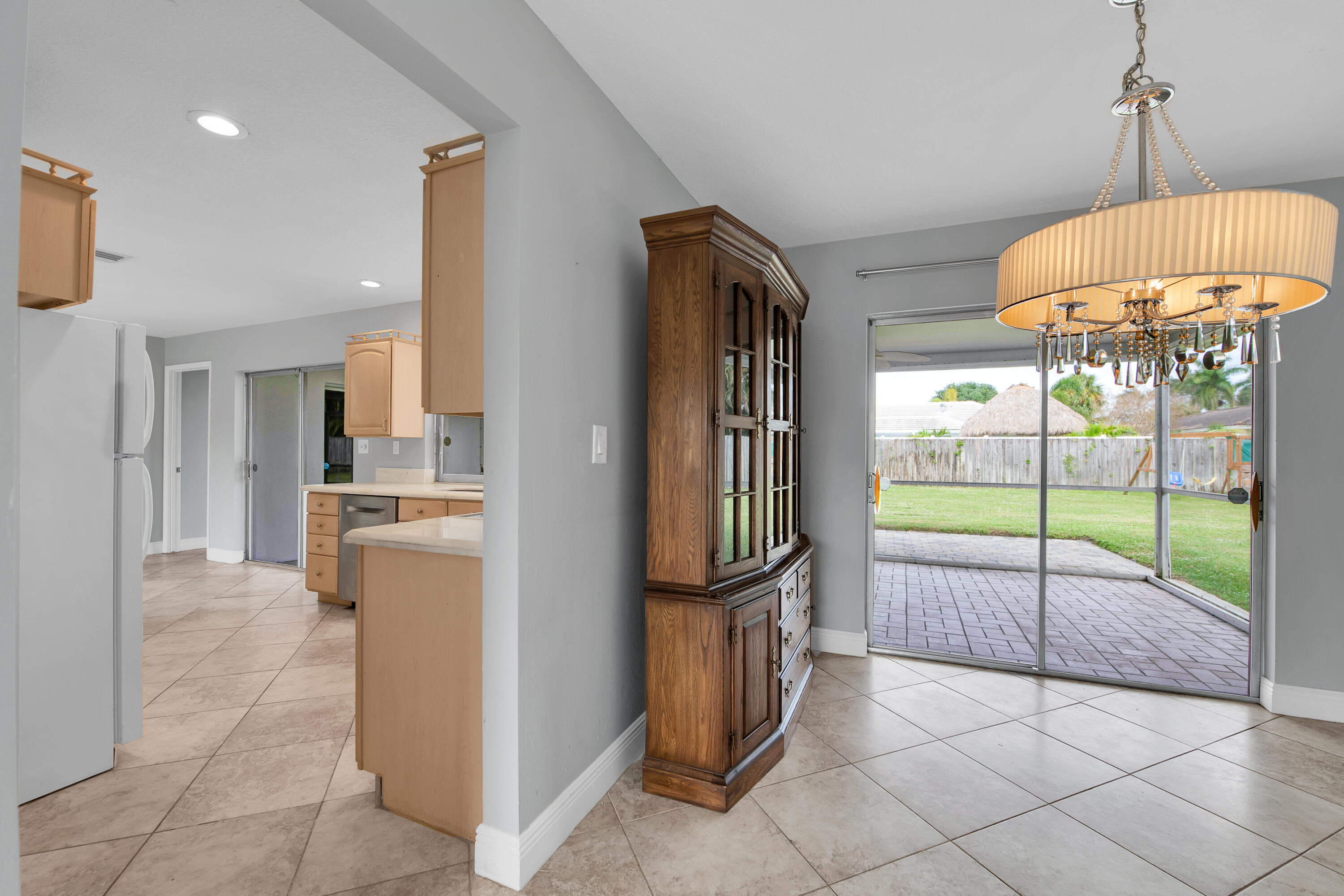 1521 SW 14th Street