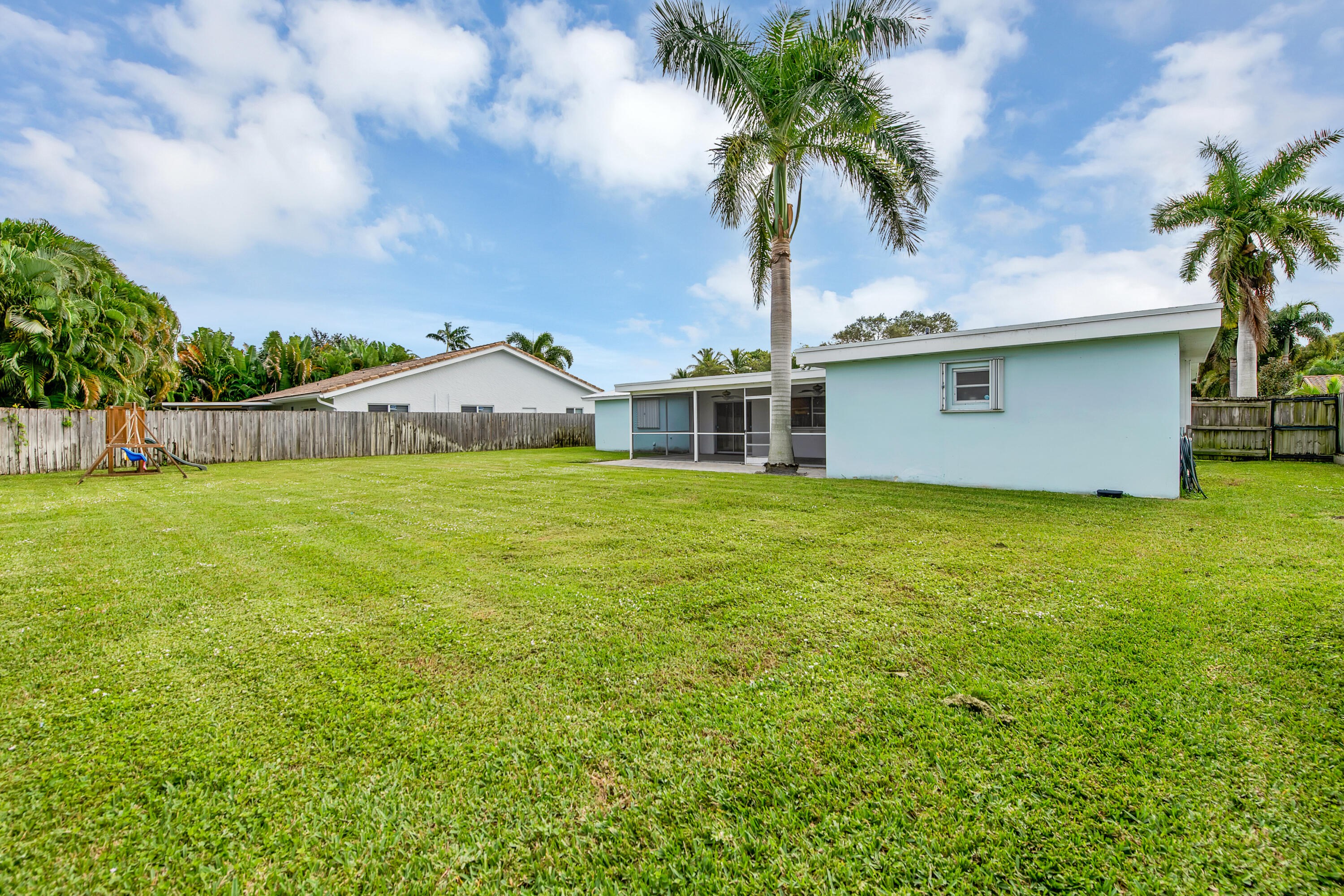 1521 SW 14th Street