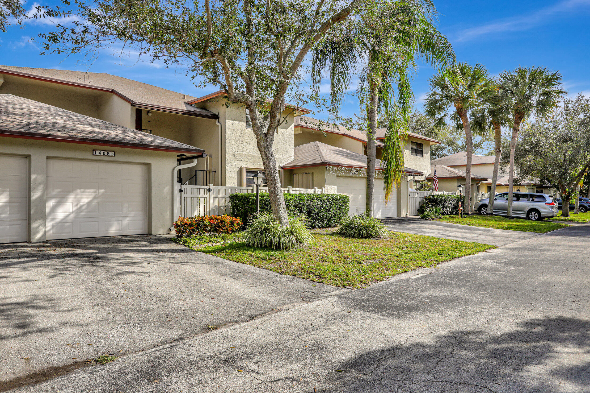 3900 NE 17th Avenue 1408