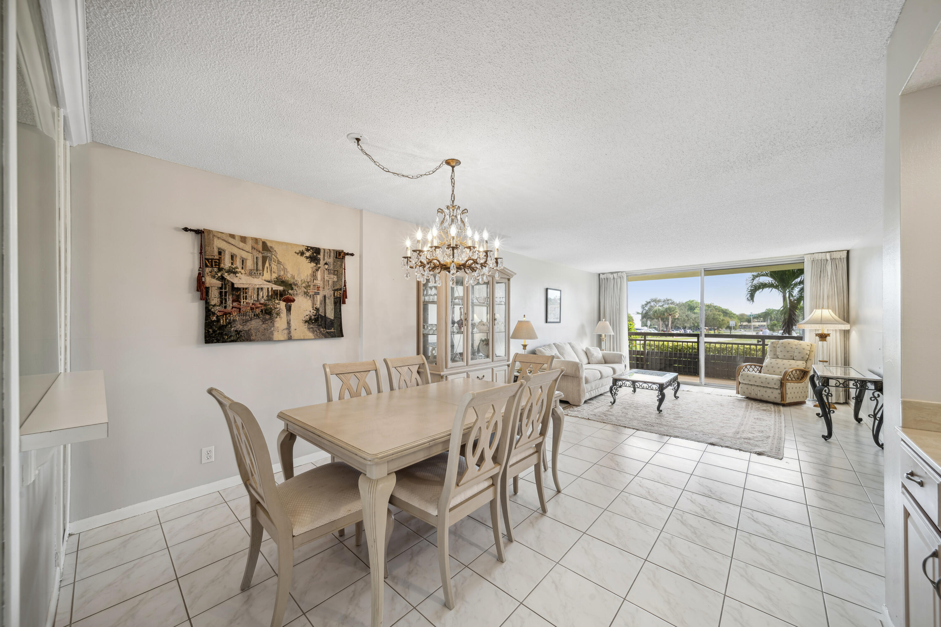 555 NW 4th Avenue 1240