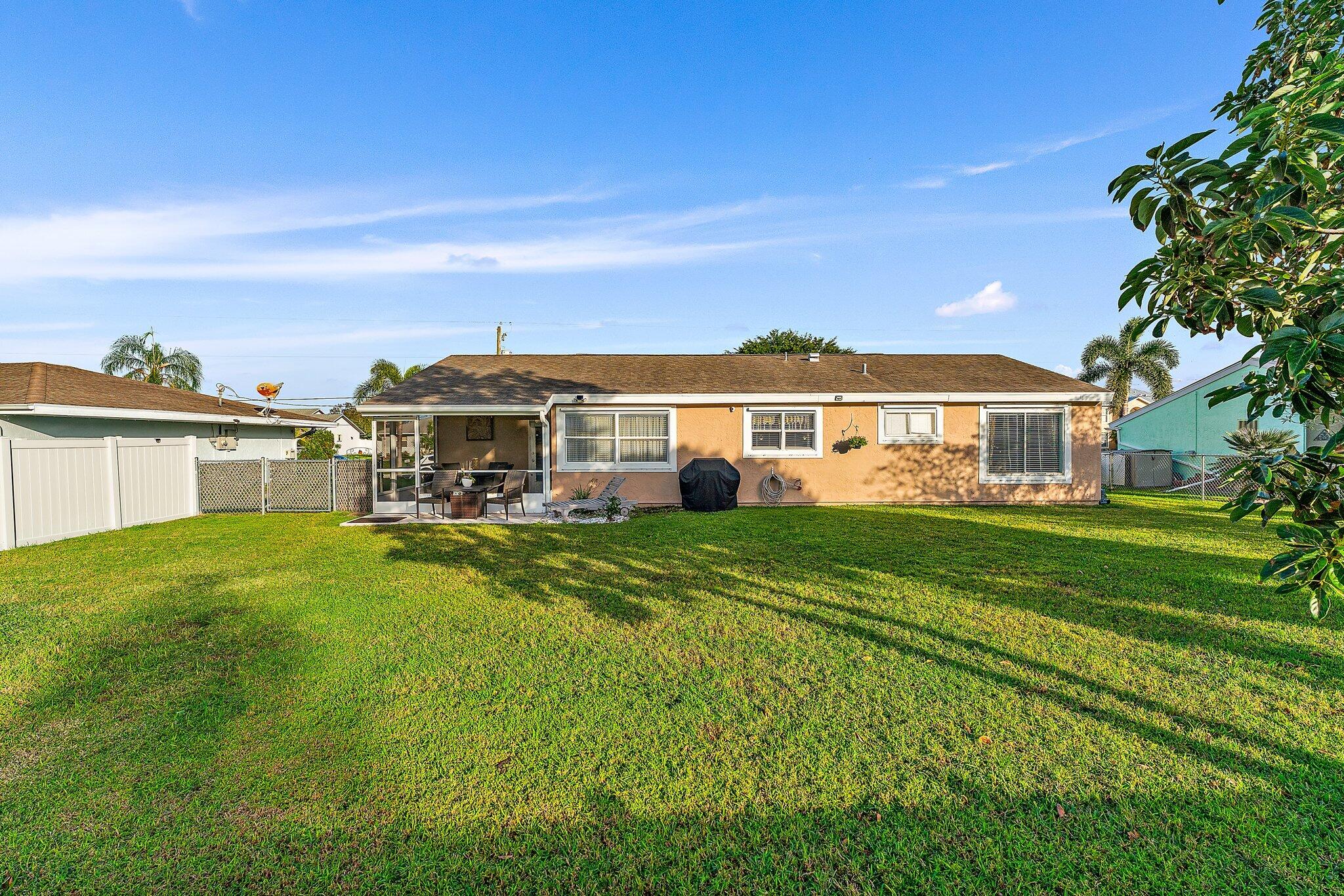 2122 SE Wald Street, Port St. Lucie