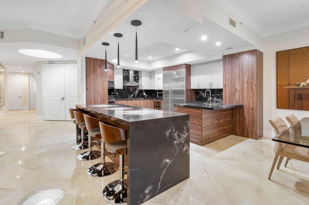 1 N Ocean Boulevard 303