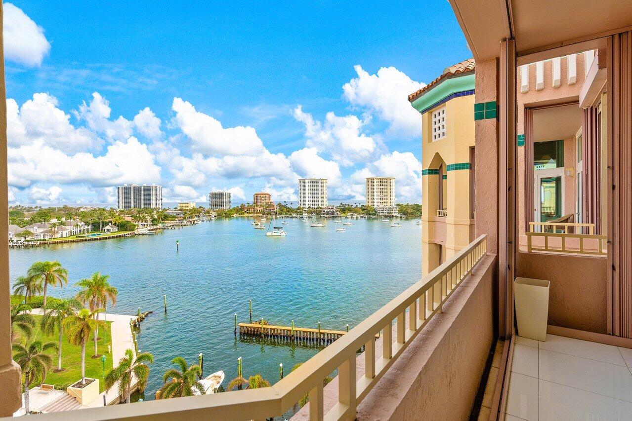 300 SE 5th Avenue 8080