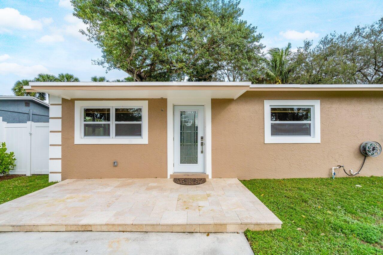 4979 SW 4th Street