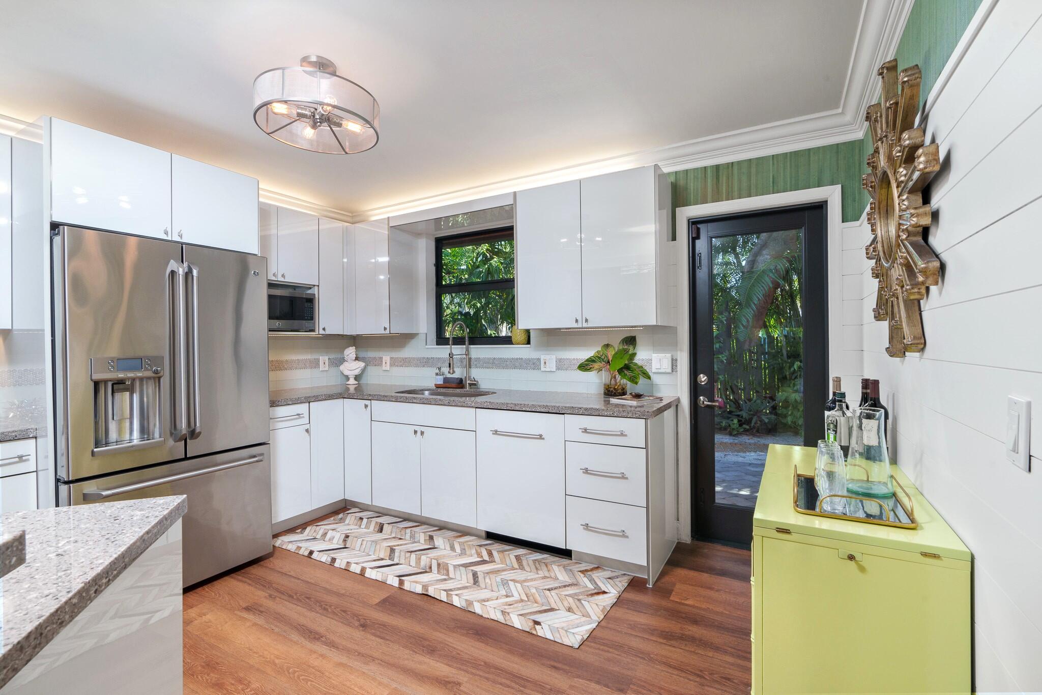 202 NE 5th Terrace