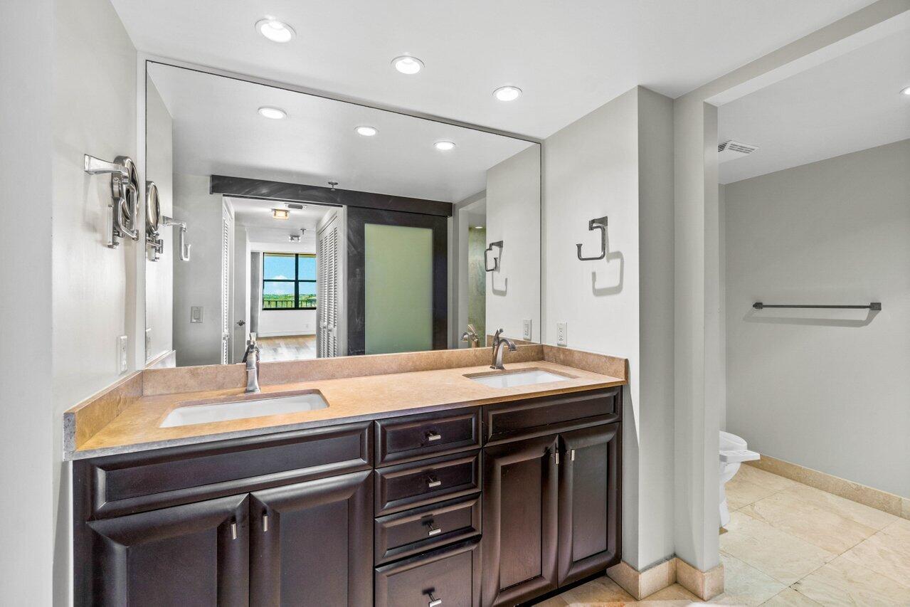 4600 S Ocean Boulevard, 1103