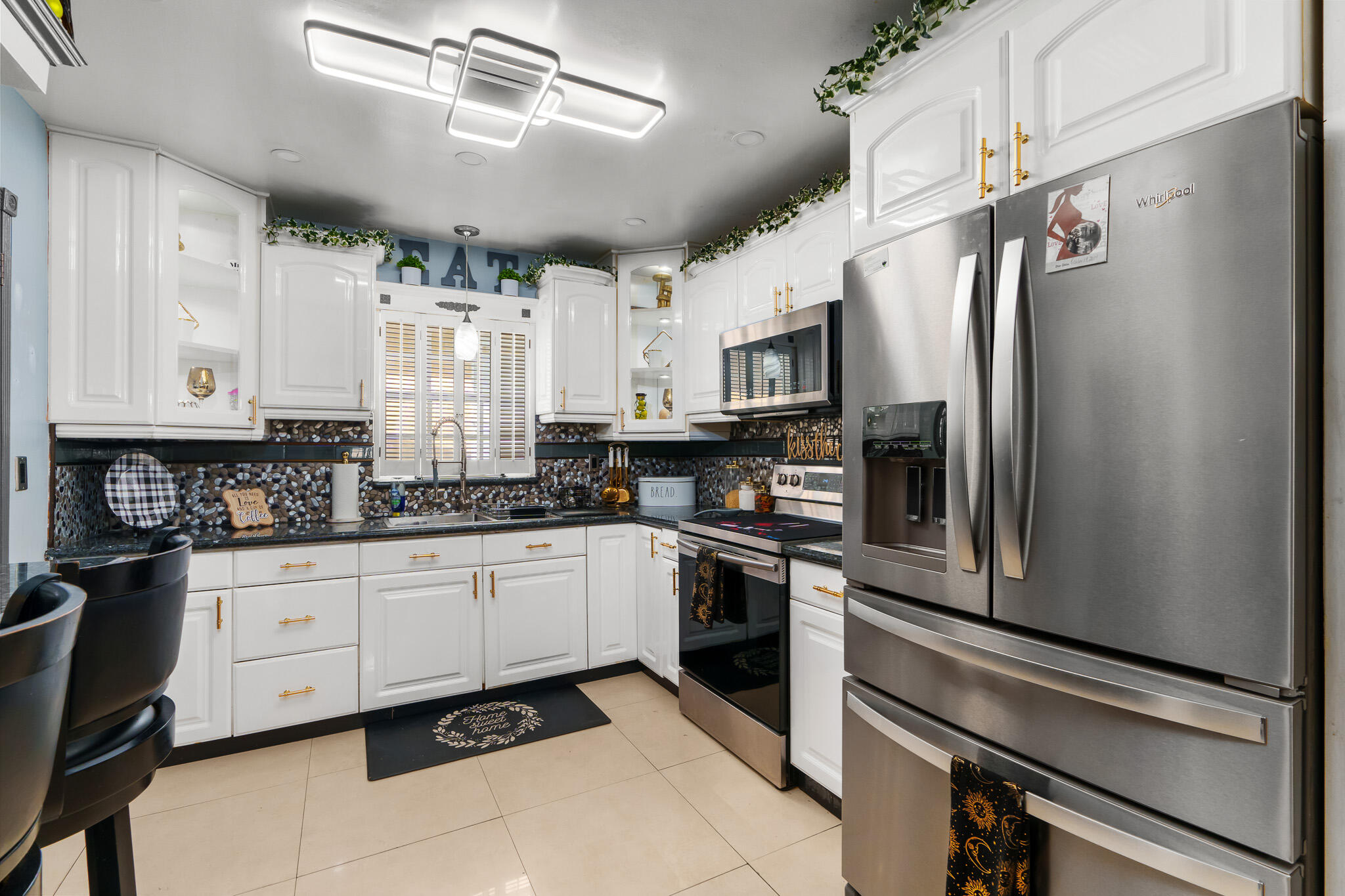 2839 NW 9th Court