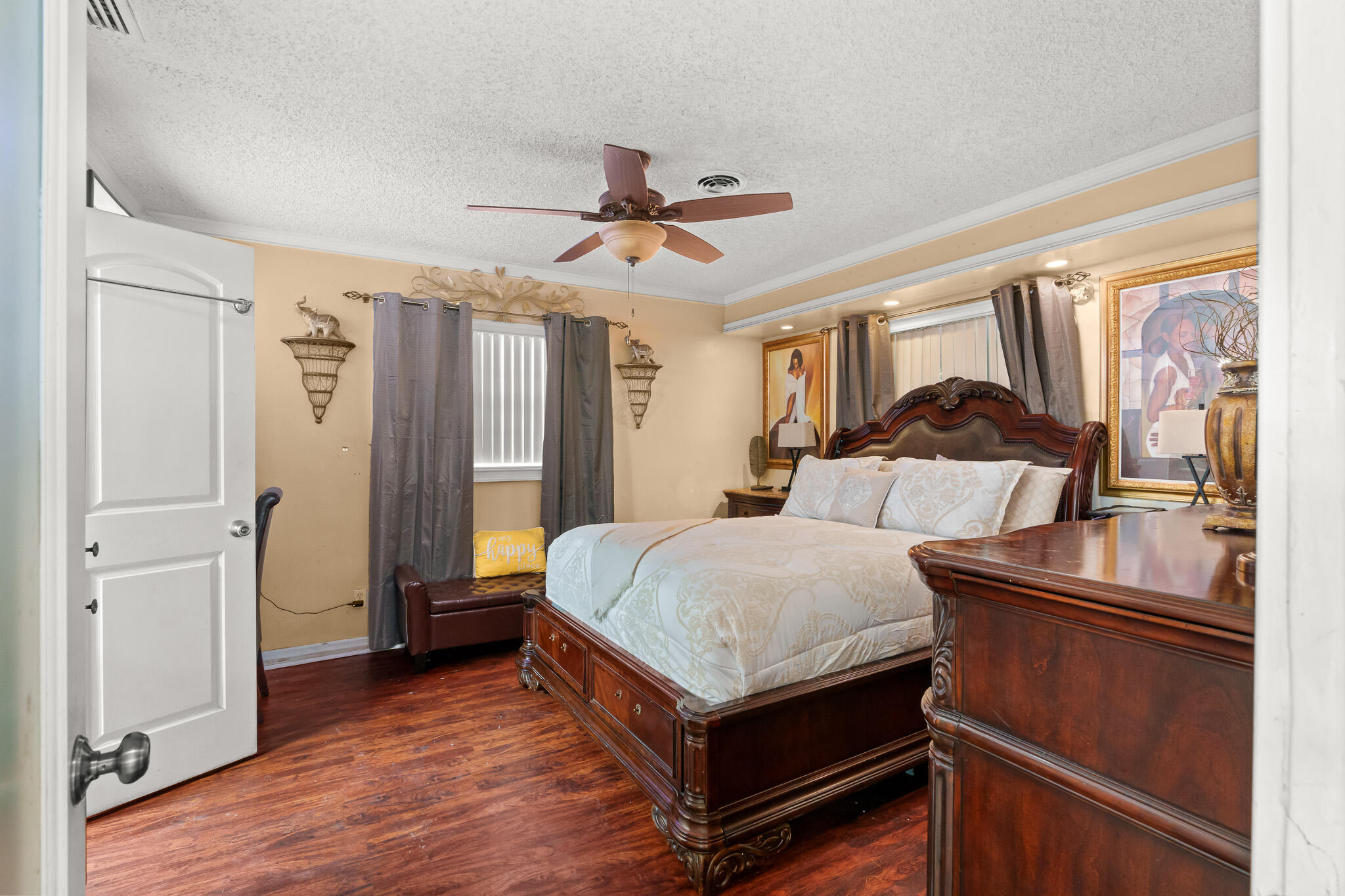 2839 NW 9th Court