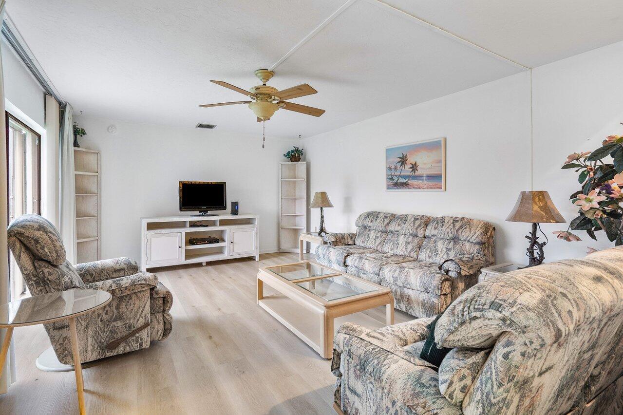 1404 Princeton Lane