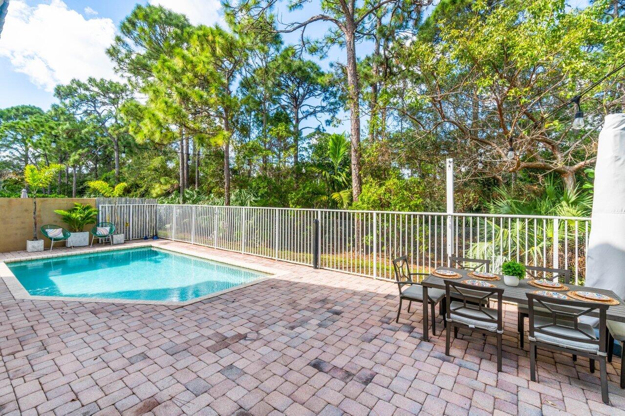 5073 Greenwich Preserve Court