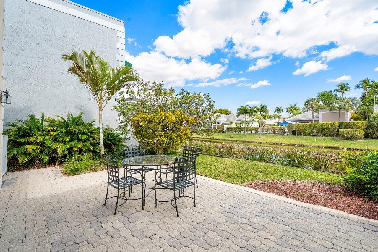 23400 Butterfly Palm Court