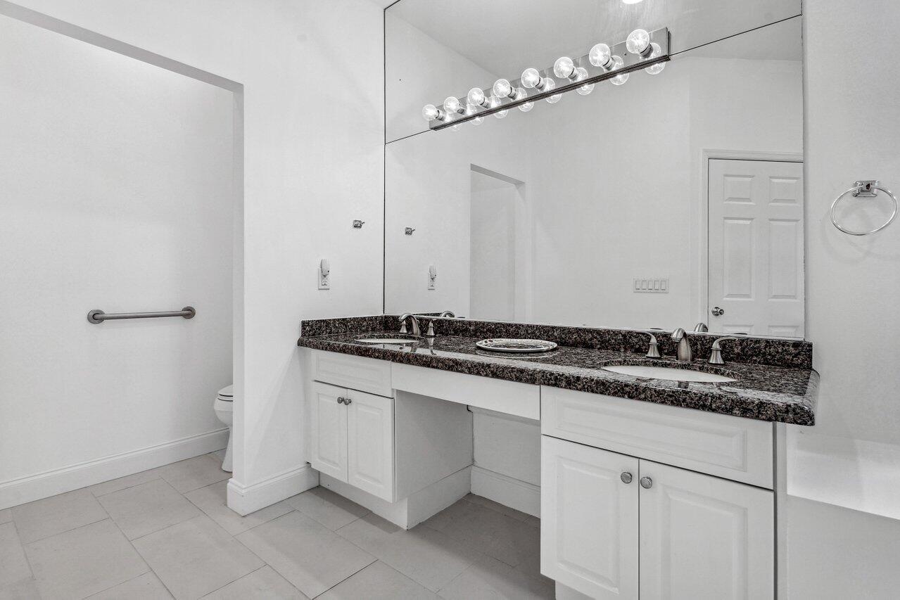23400 Butterfly Palm Court