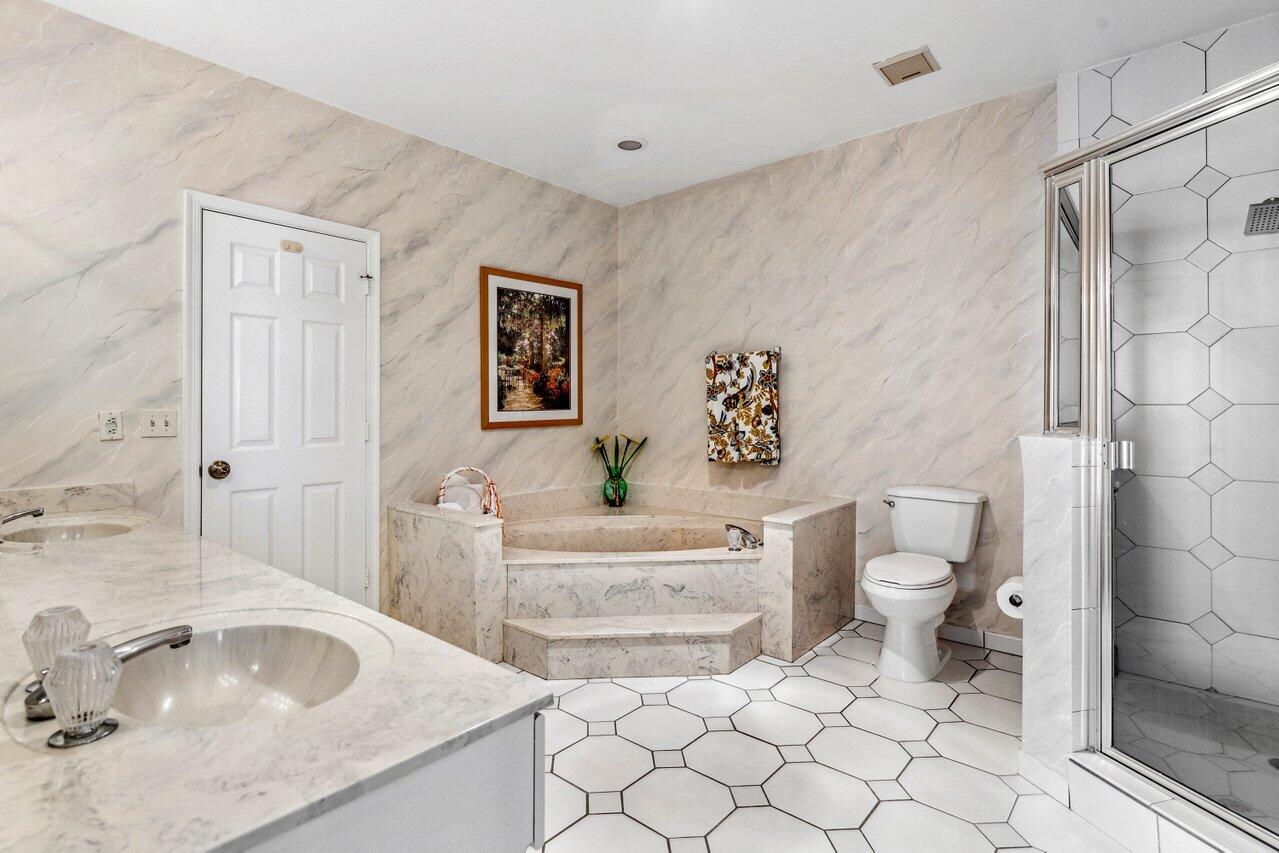 23400 Butterfly Palm Court