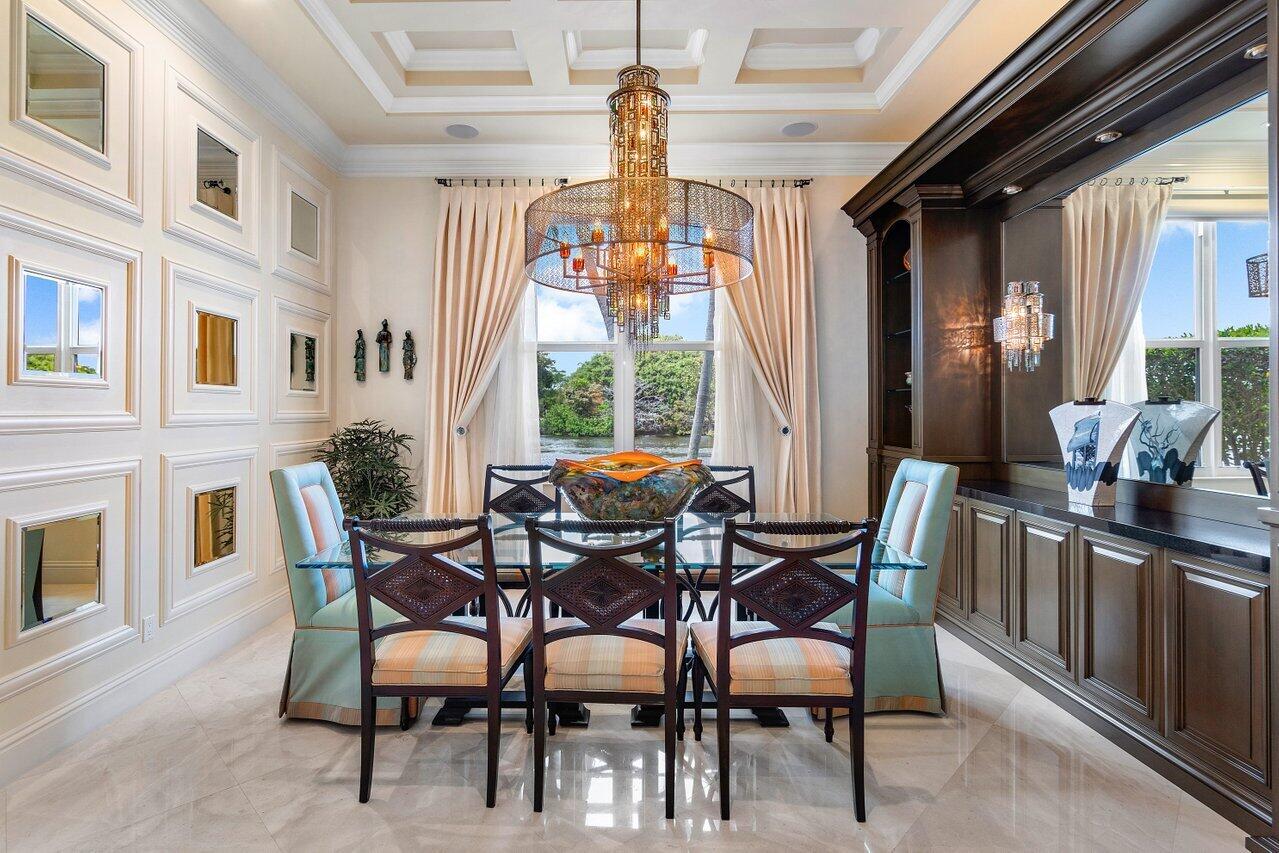 1019 Lake Shore Drive