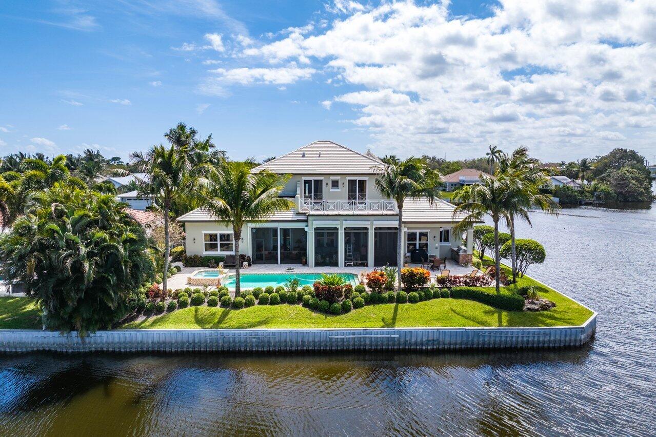 1019 Lake Shore Drive