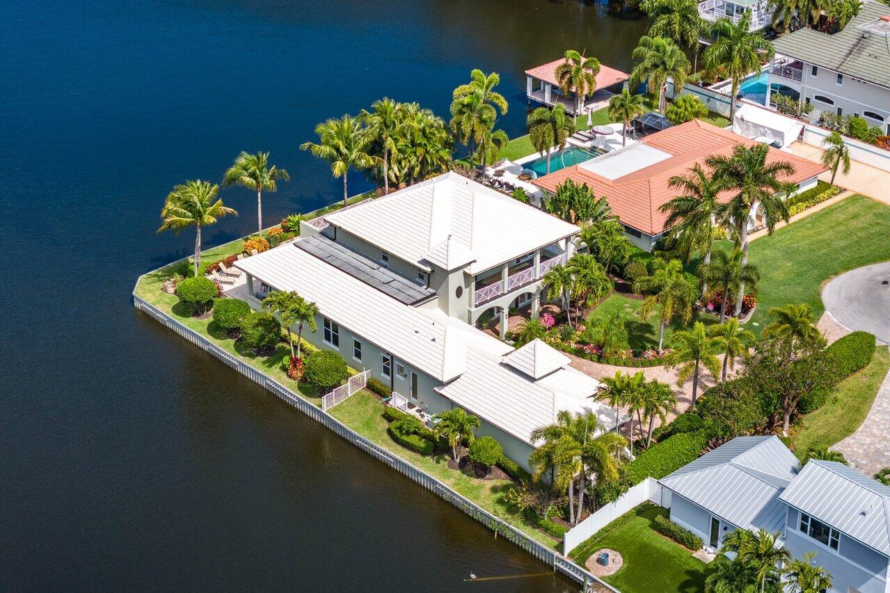 1019 Lake Shore Drive