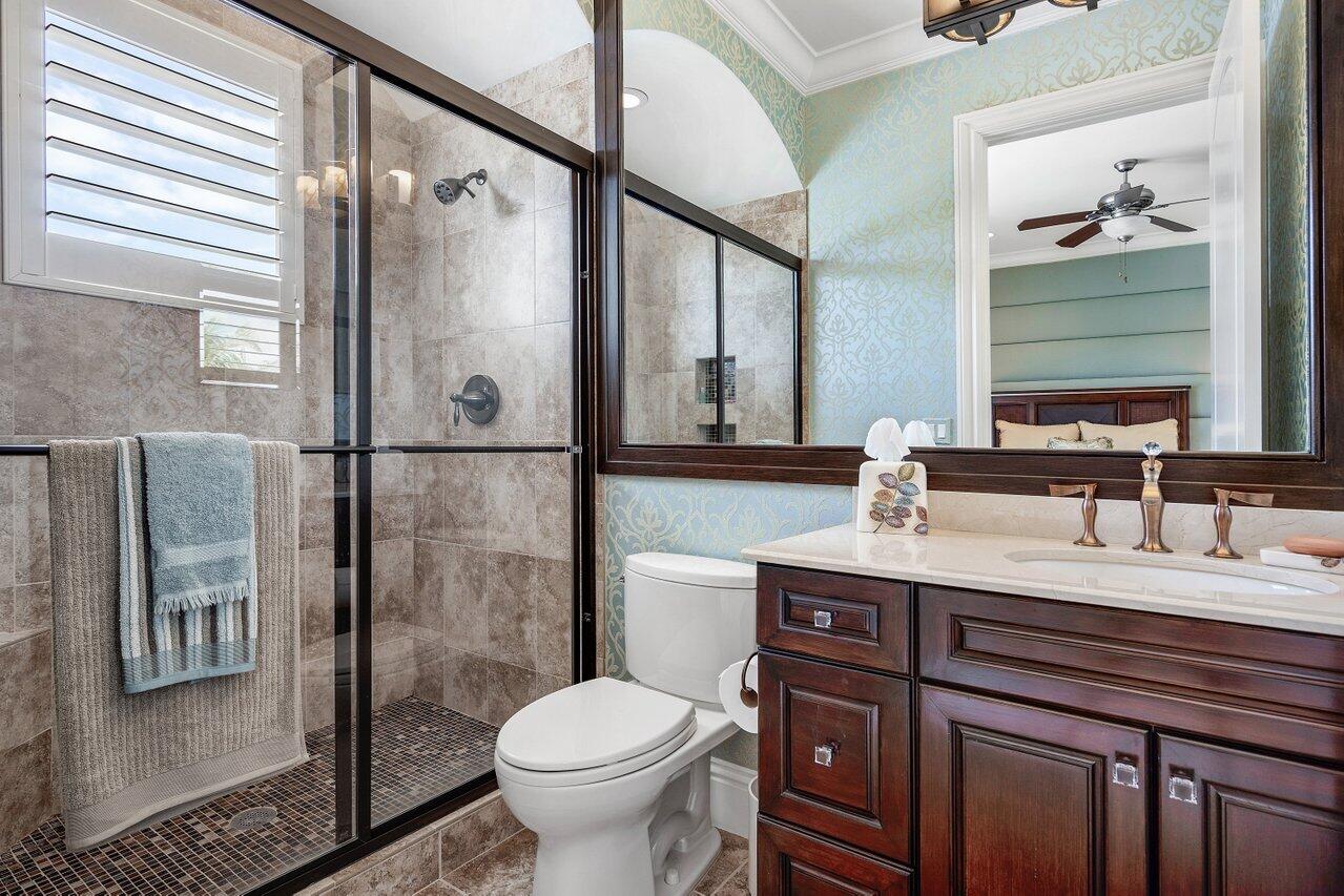 1019 Lake Shore Drive