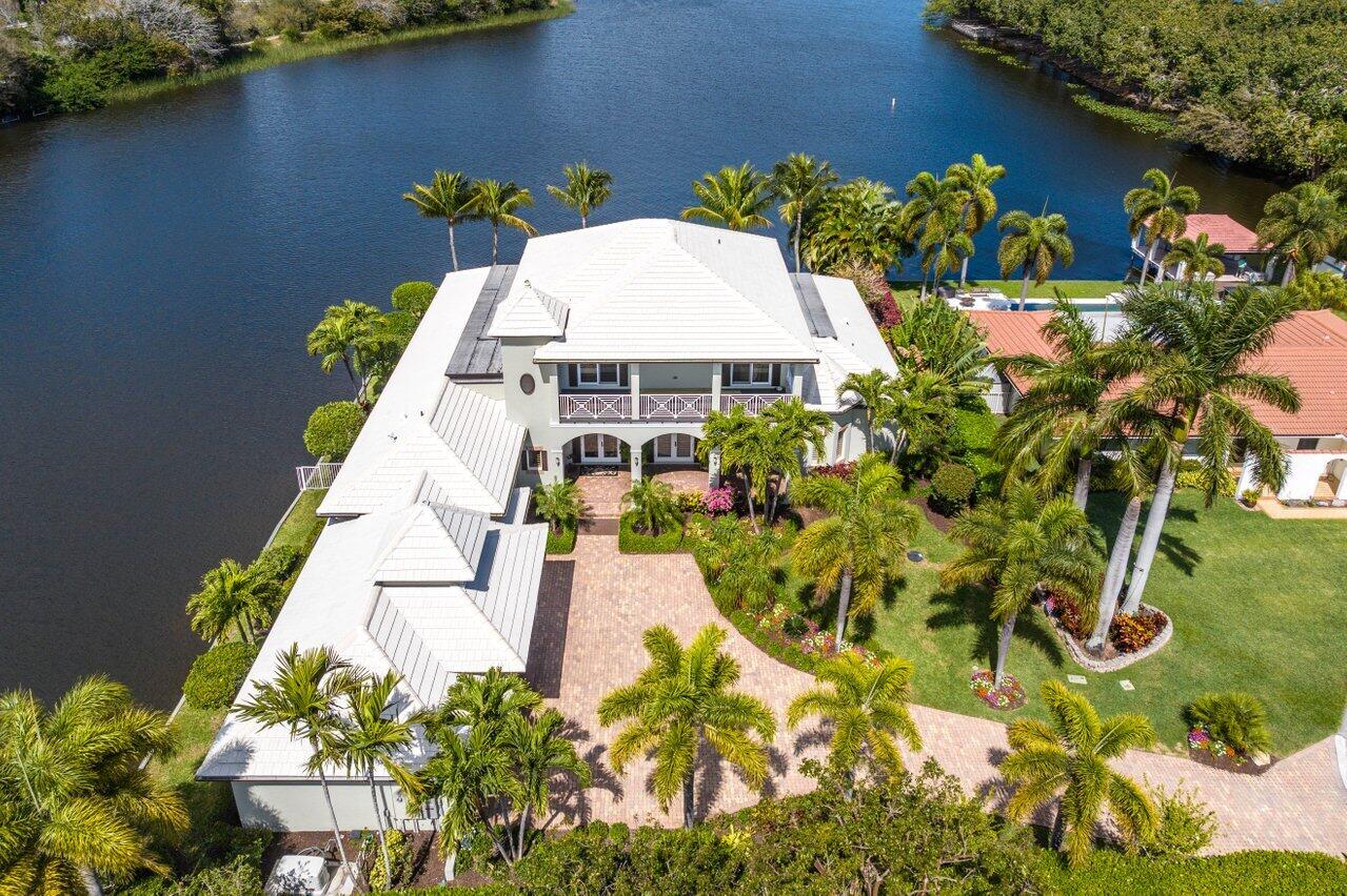 1019 Lake Shore Drive