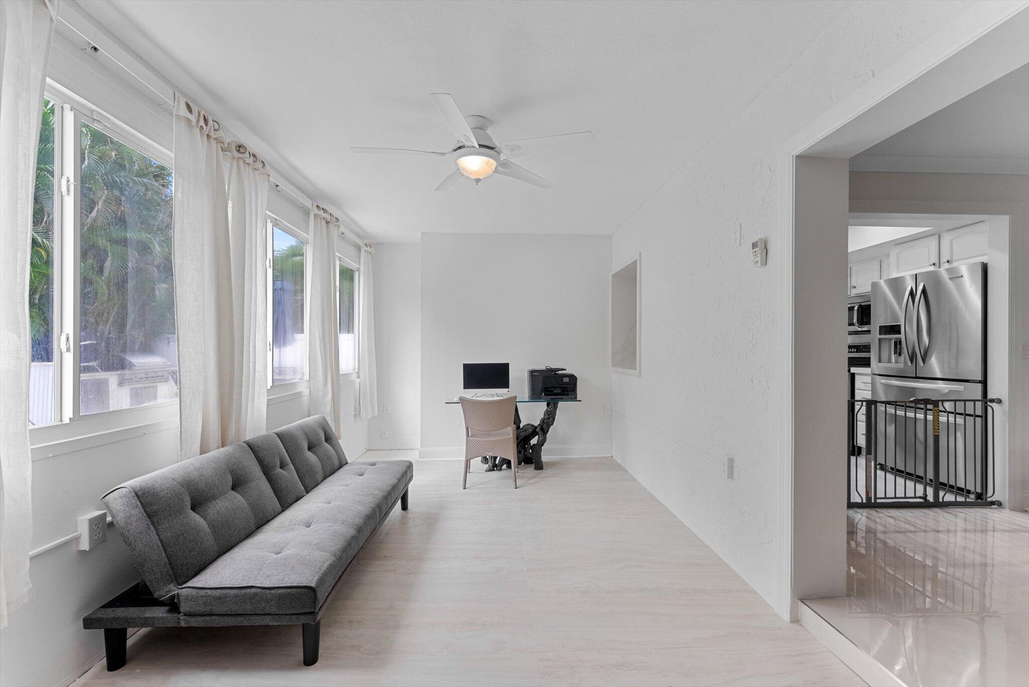 8900 SW 7th Street