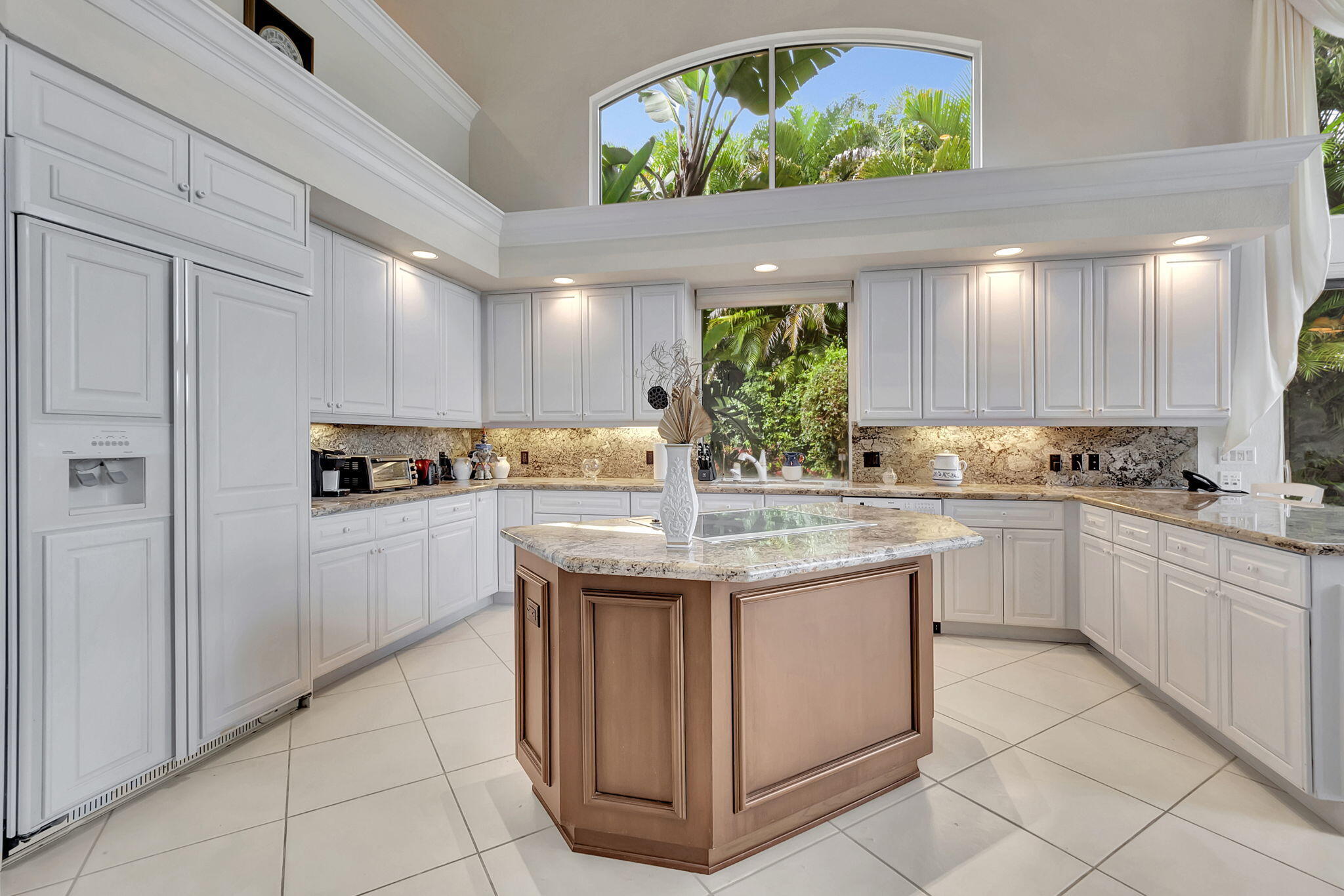 6514 NW 39th Ter Terrace