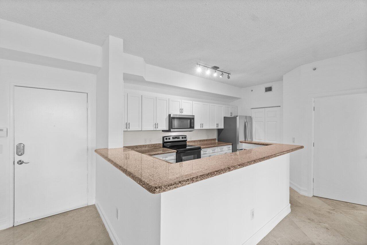 3606 S Ocean Boulevard 103