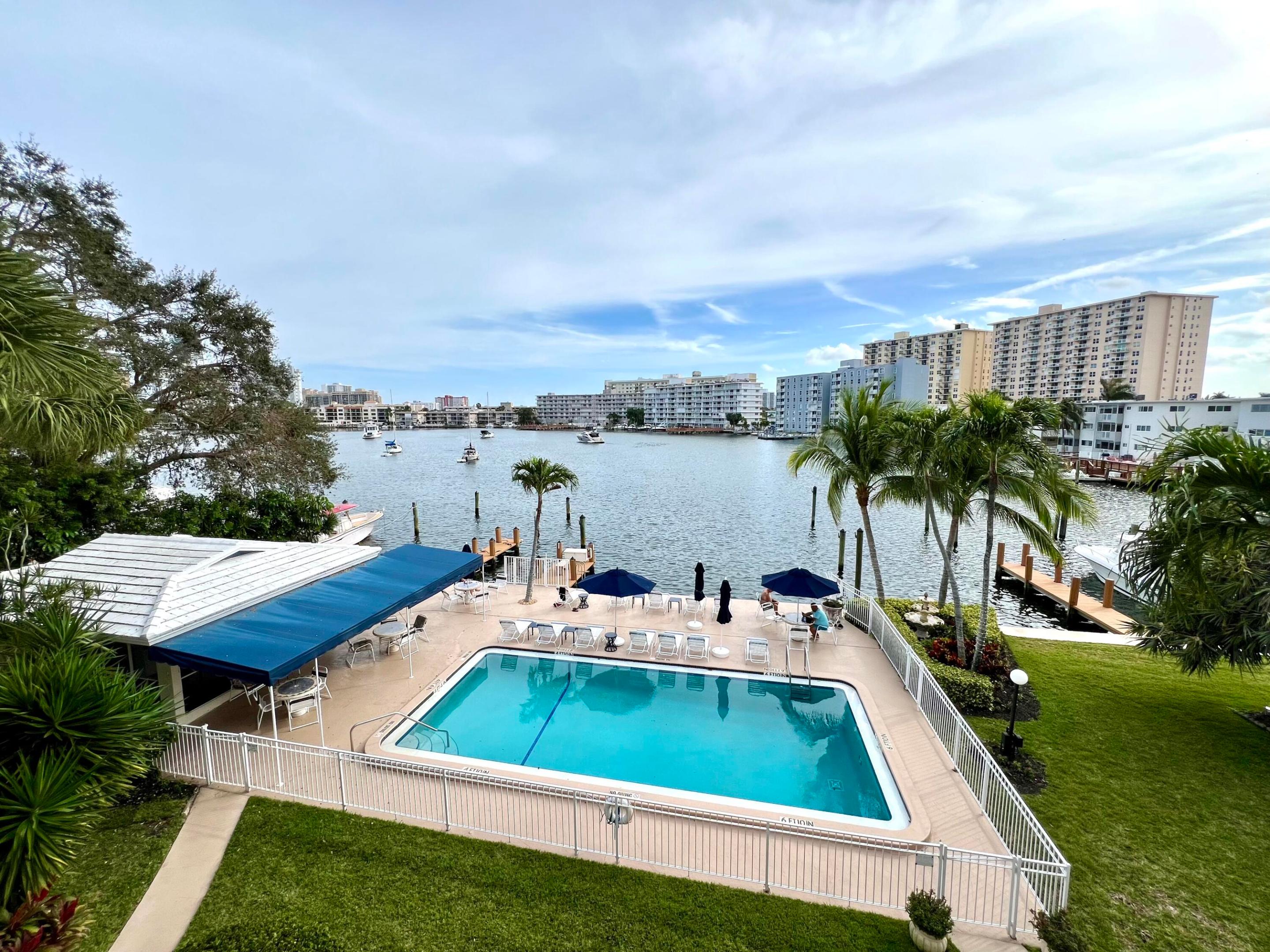 2000 Diana Drive 304