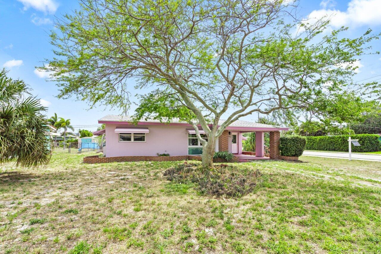 298 SW 2nd Street