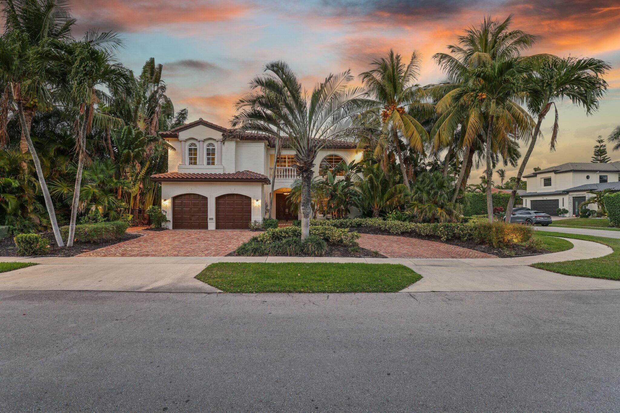 305 SW 17th Street