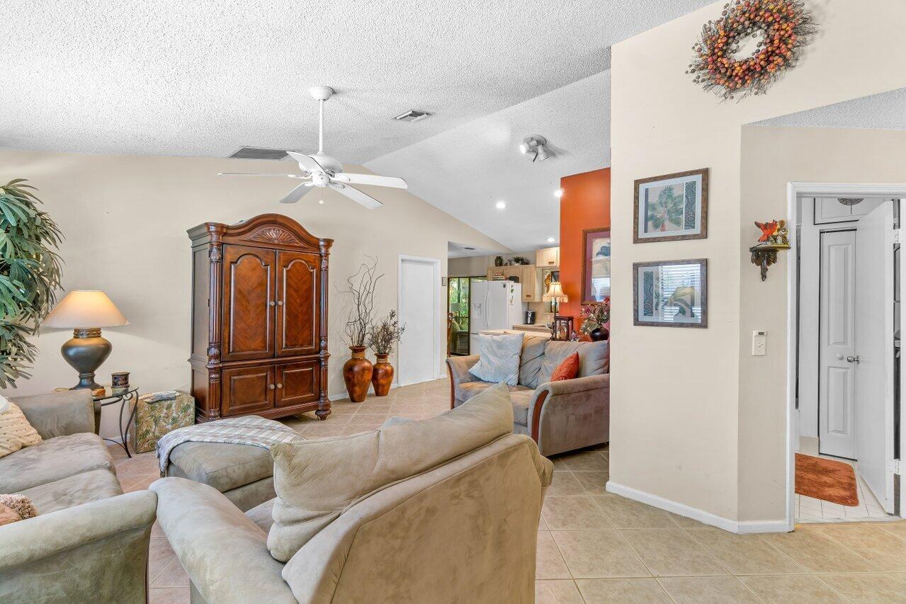 4661 Pine Grove Drive 4661