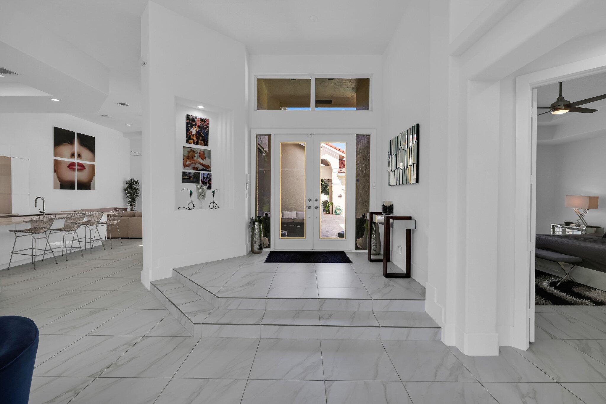 7434 Campo Florido