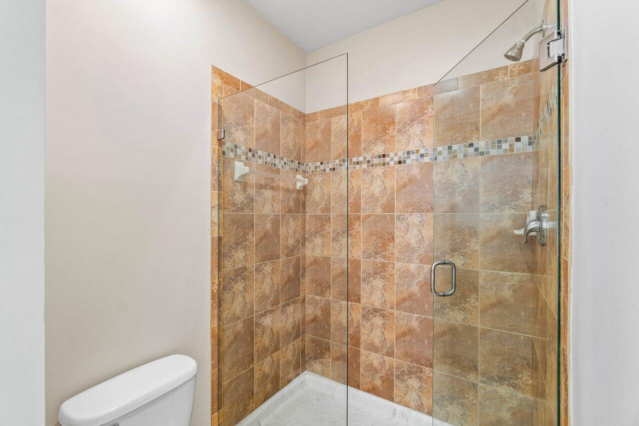 4701 N Prive Circle