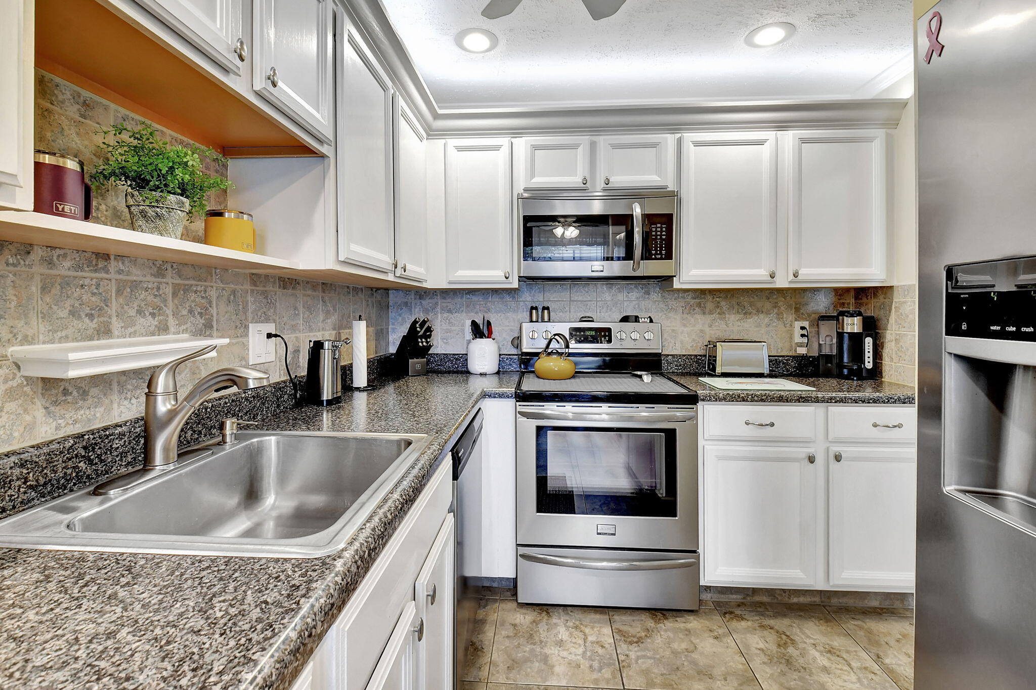 1630 NW 18th Avenue 102