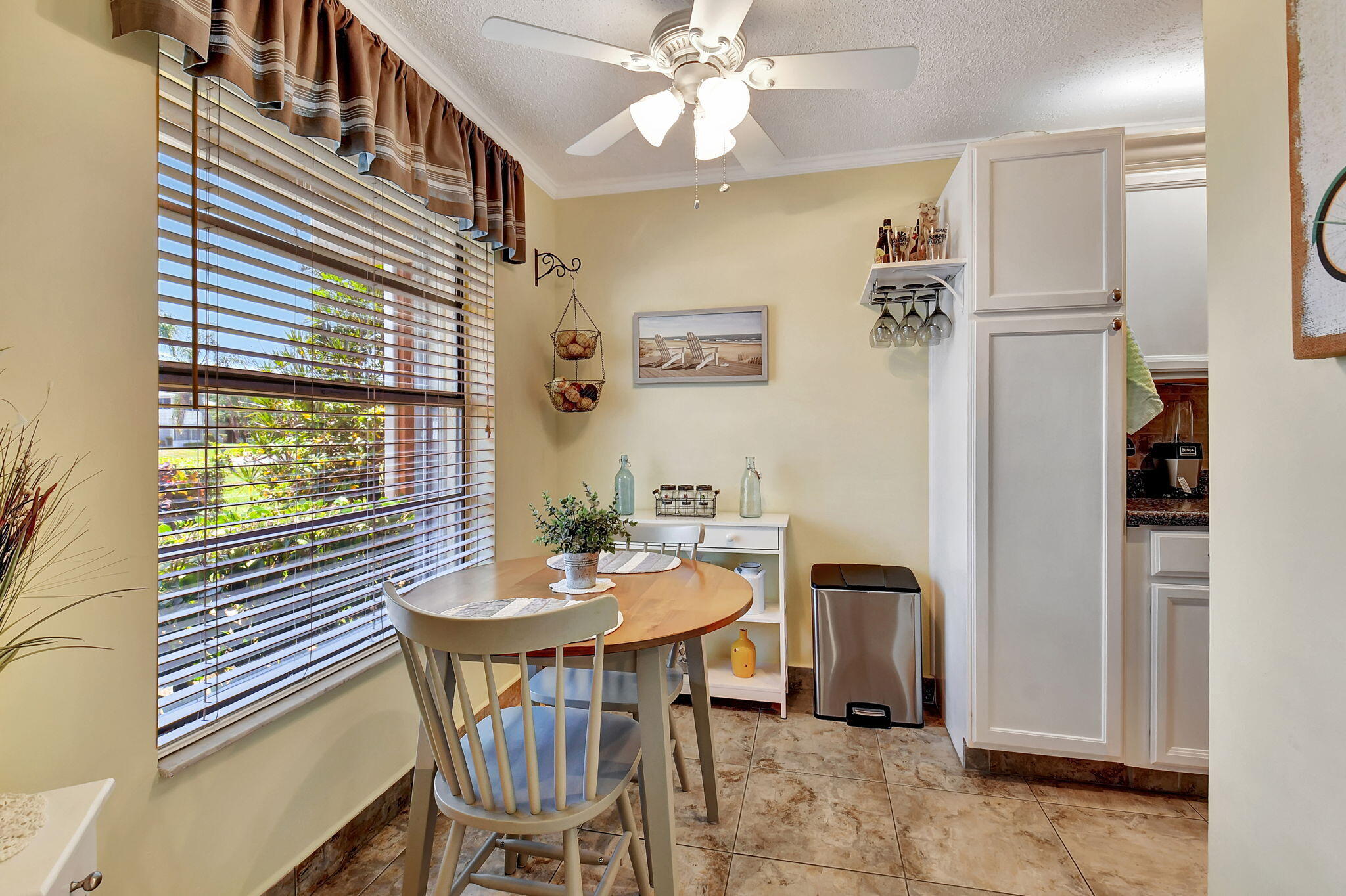 1630 NW 18th Avenue 102