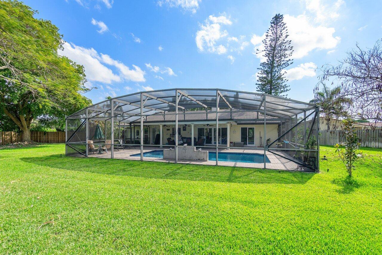 8411 NW 20 Place