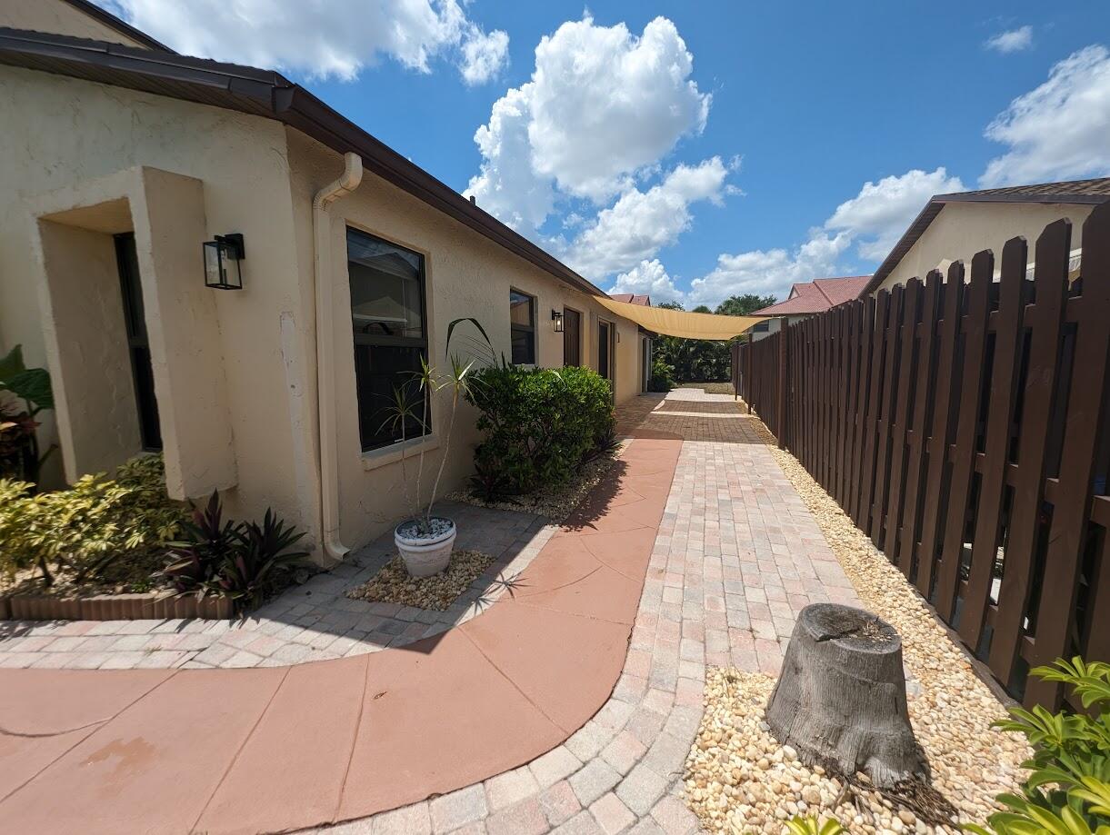 5200 Minto Road