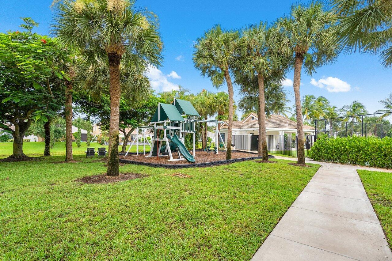 1050 Delray Lakes Drive