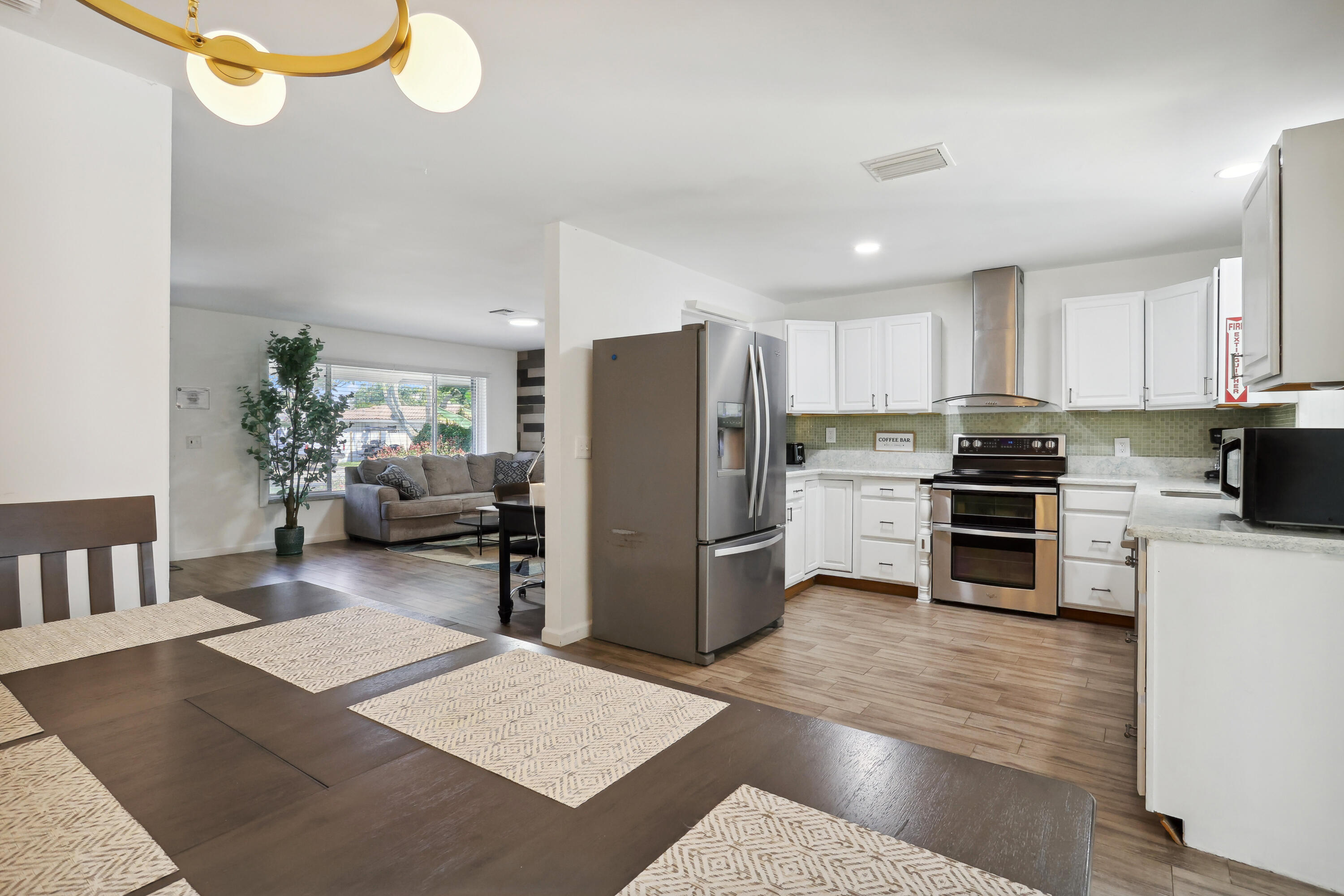 2815 SE 1st Court