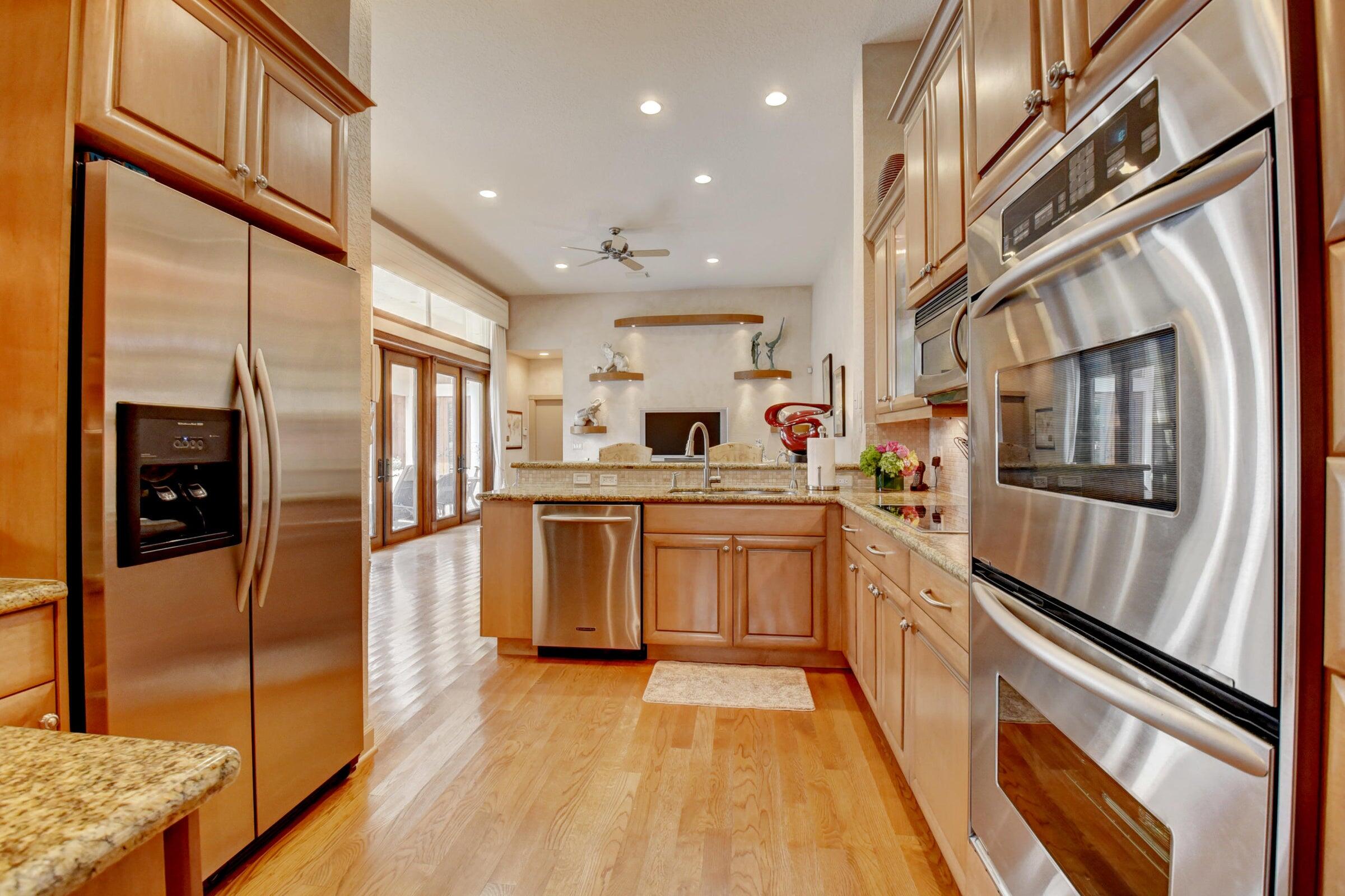 3323 NW 53rd Circle