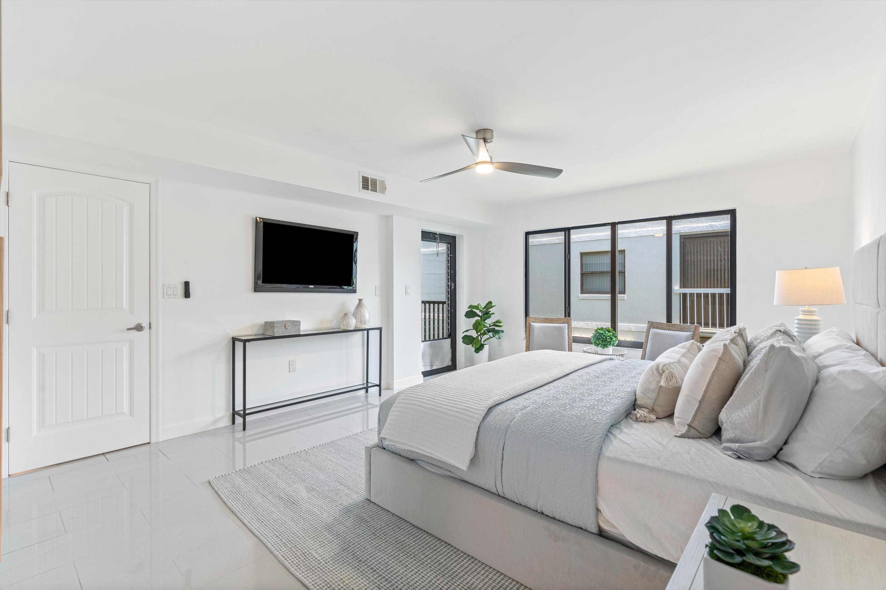 3525 S Ocean Boulevard 411