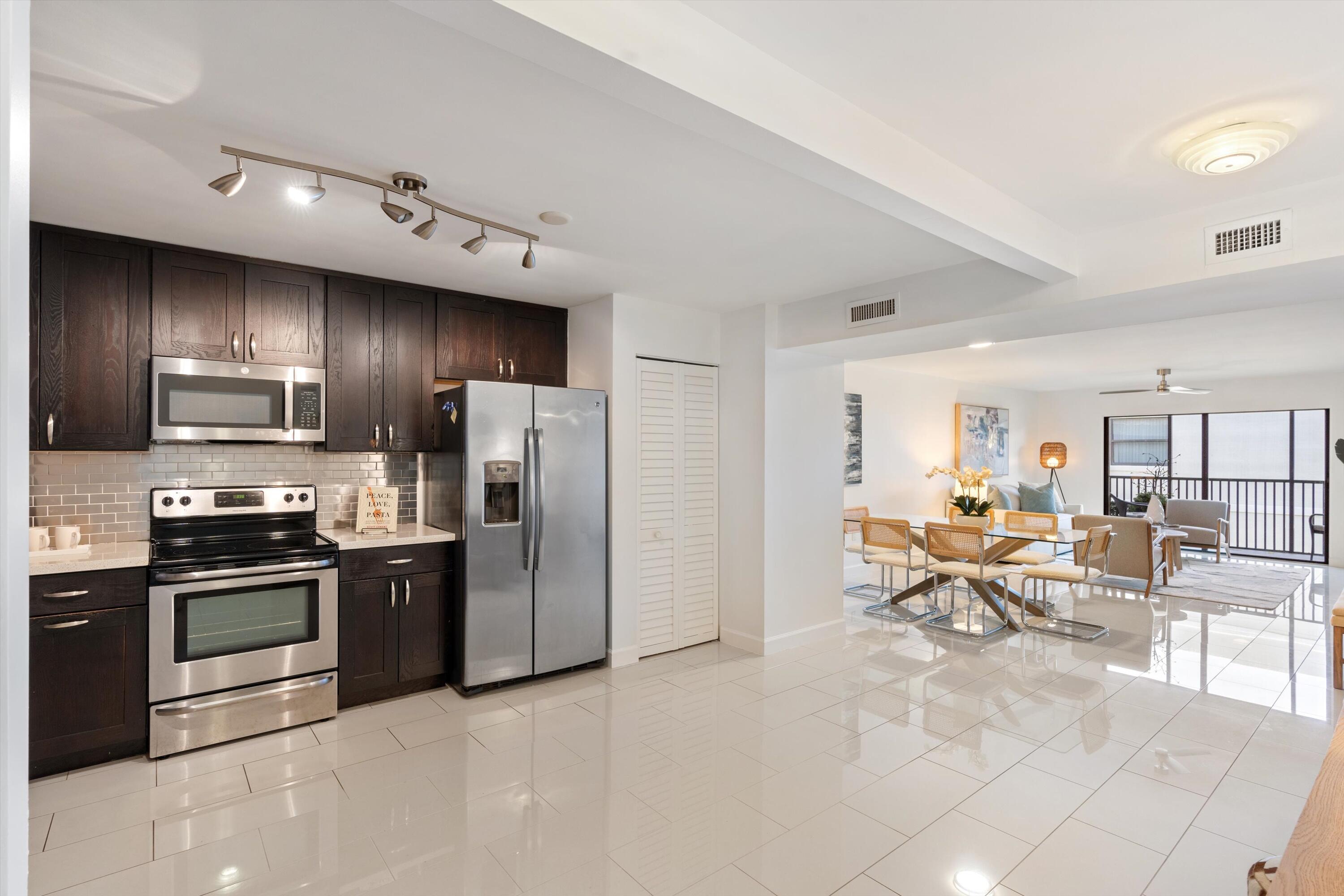 3525 S Ocean Boulevard 411