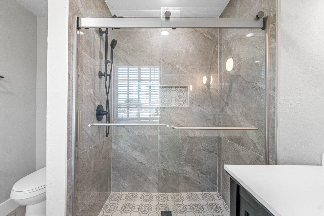 2033 Nassau Drive