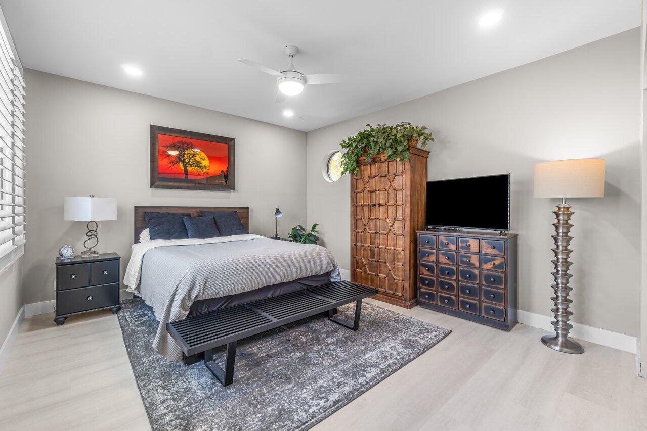 2298 NW 60th Street