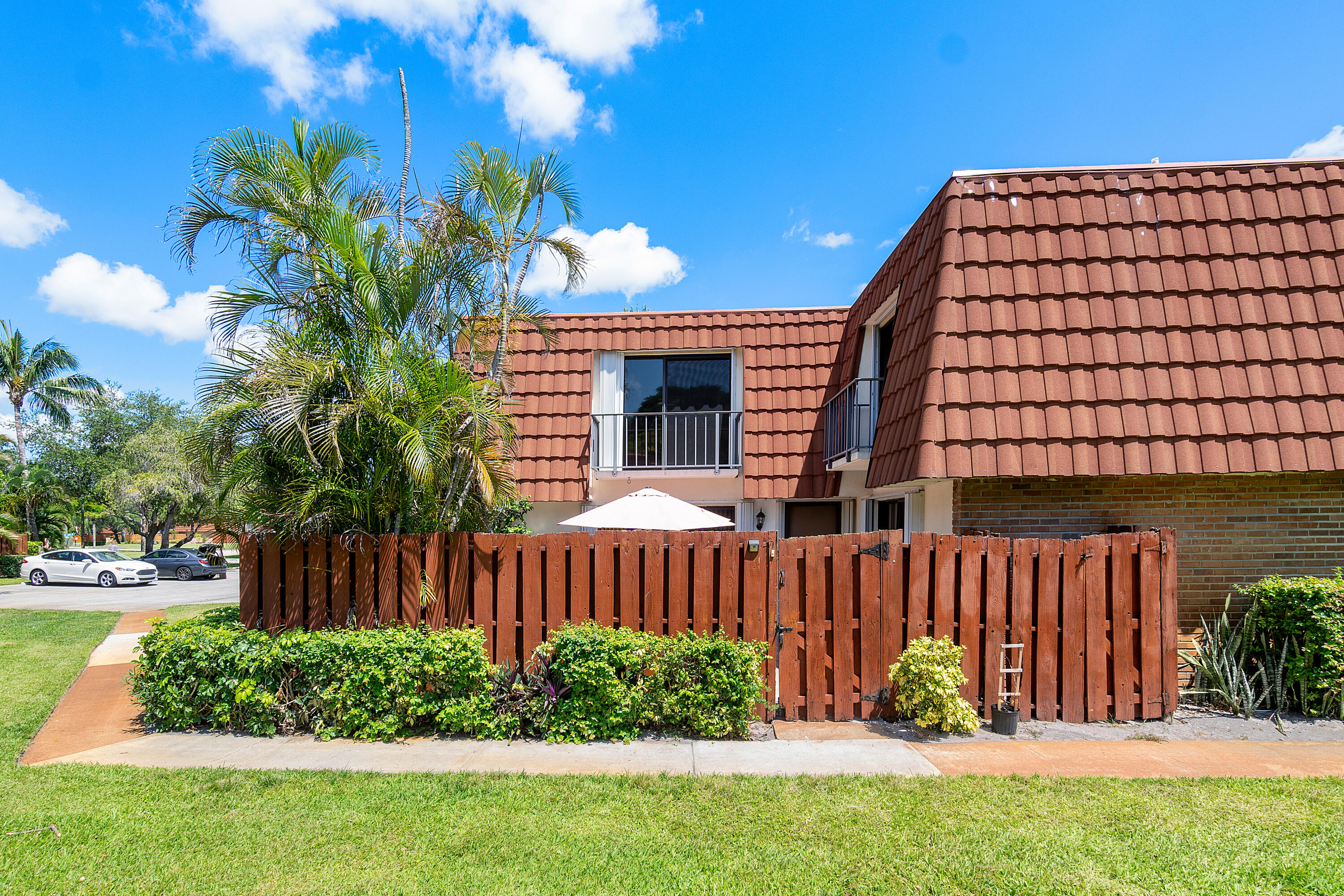 3112 Spanish Wells Drive 14-B